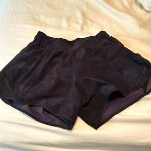 Lululemon hotty hots